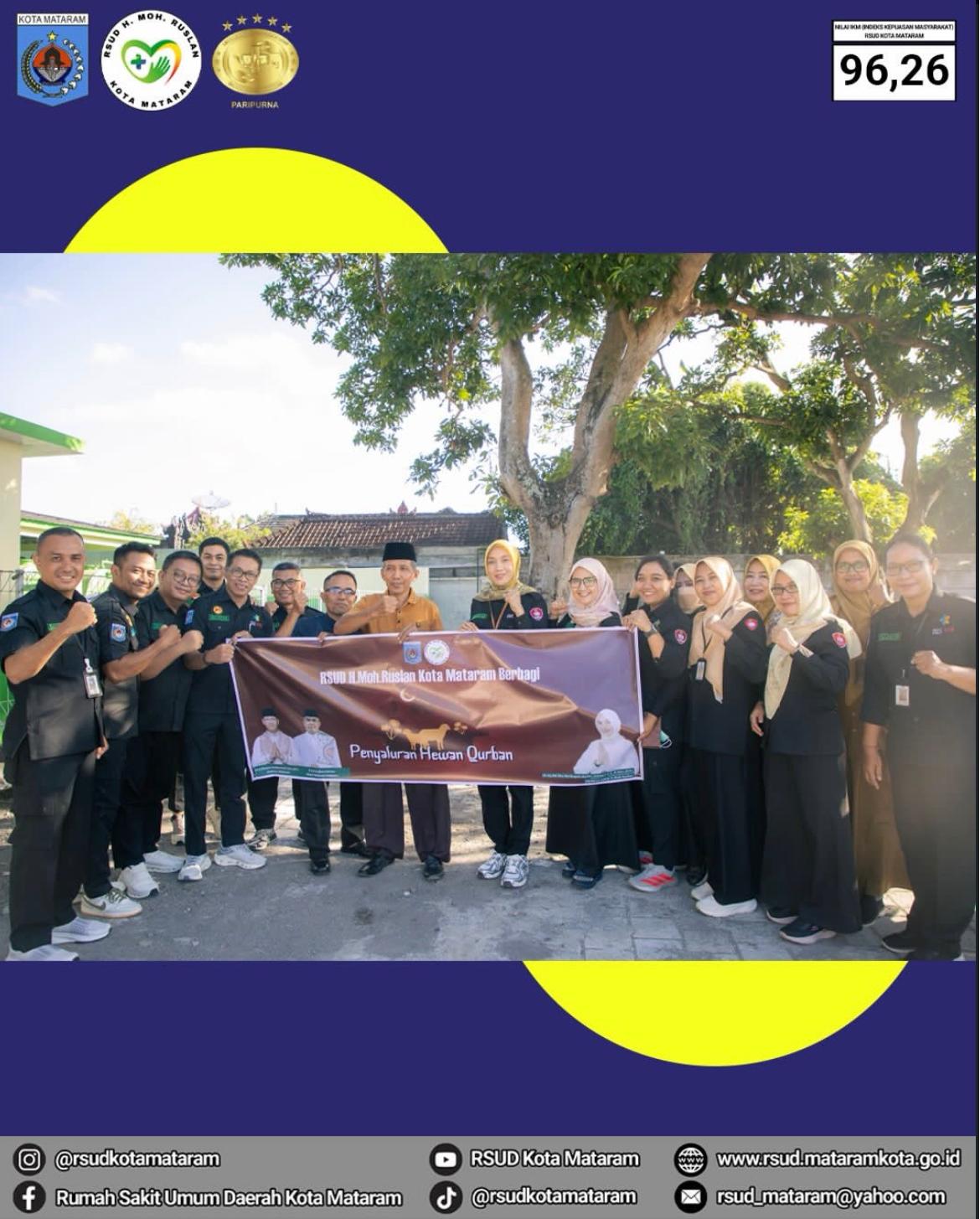 RSUD H. MOH. RUSLAN SERAHKAN SAPI KURBAN KEPADA KEPALA LINGKUNGAN SEBAGAI WUJUD KEPEDULIAN SOSIAL DI HARI RAYA IDULADHA